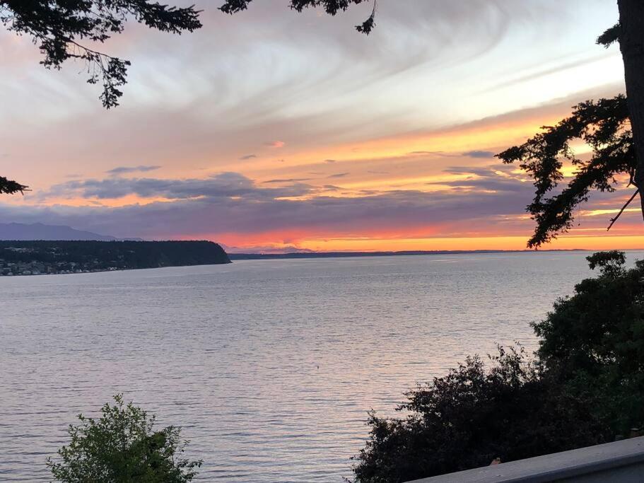 Waterfront, Sunsets And Mountains Villa Port Townsend Ngoại thất bức ảnh