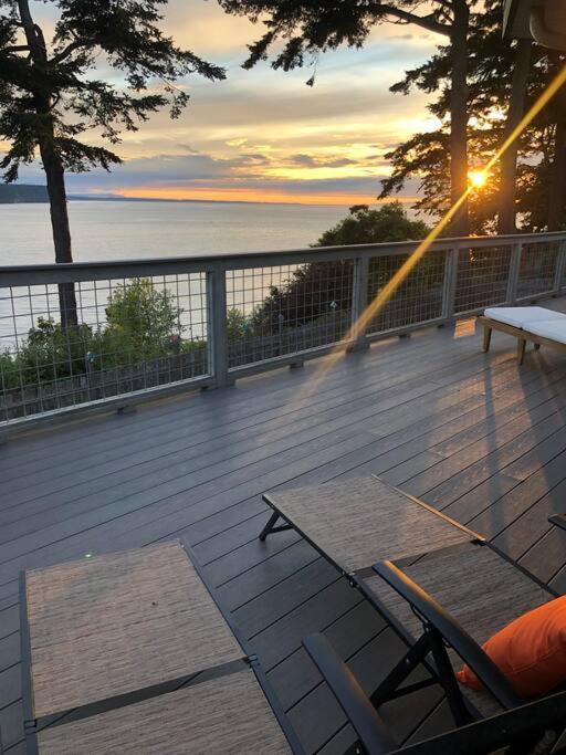 Waterfront, Sunsets And Mountains Villa Port Townsend Ngoại thất bức ảnh
